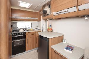 Auto-Trail Frontier Navajo 2014 года 